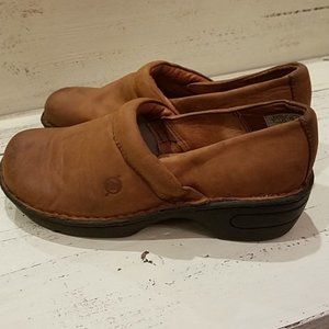 Born Toby Women's Brown Clogs